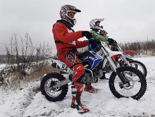 Прокат мотоциклов. Подарочные сертификаты Ultra Подарки Тула. Купить оригинальный подарок или подарочный сертификат на Прокат мотоциклов. Сервис UltraPodarki.ru Тула 8 800 505 95 30. 